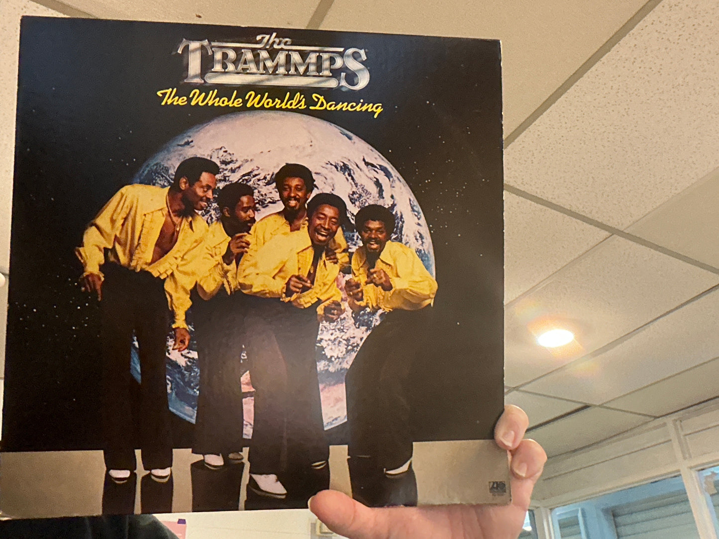 The Trammps- The Whole World’s Dancing (Used 12in)